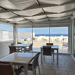 Faro Bianco - & 3*