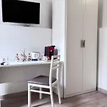 Casa de hóspedes Faro Bianco - & 3*