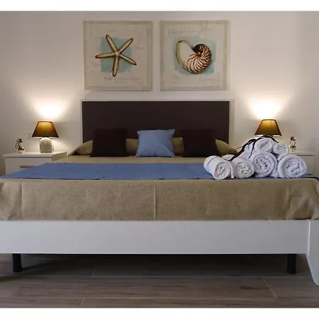 Faro Bianco - & בית הארחה 4*