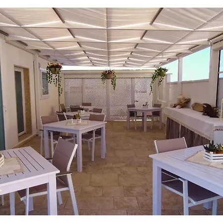 Faro Bianco - & Guest house *