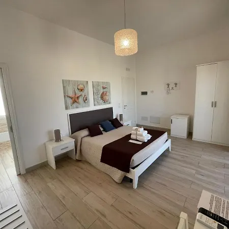 Faro Bianco - & Guest house Gallipoli
