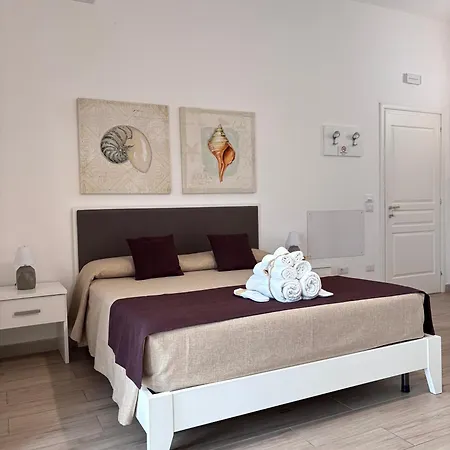 Affittacamere Faro Bianco - Suites&apartments Gallipoli