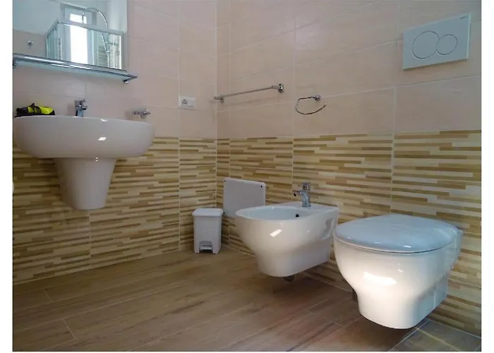 Faro Bianco - & Guest house 4*