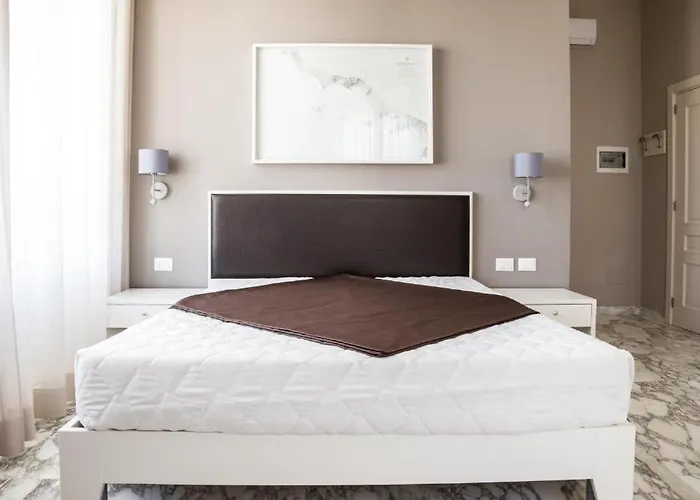 Guest house Faro Bianco - & 4*