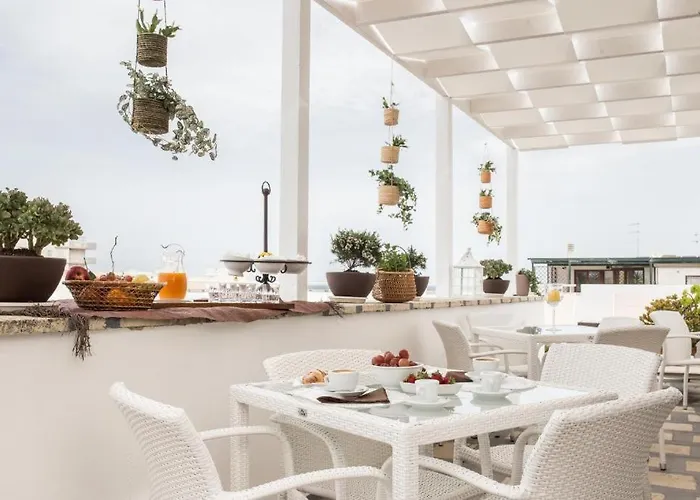 Guest house Faro Bianco - & 4*